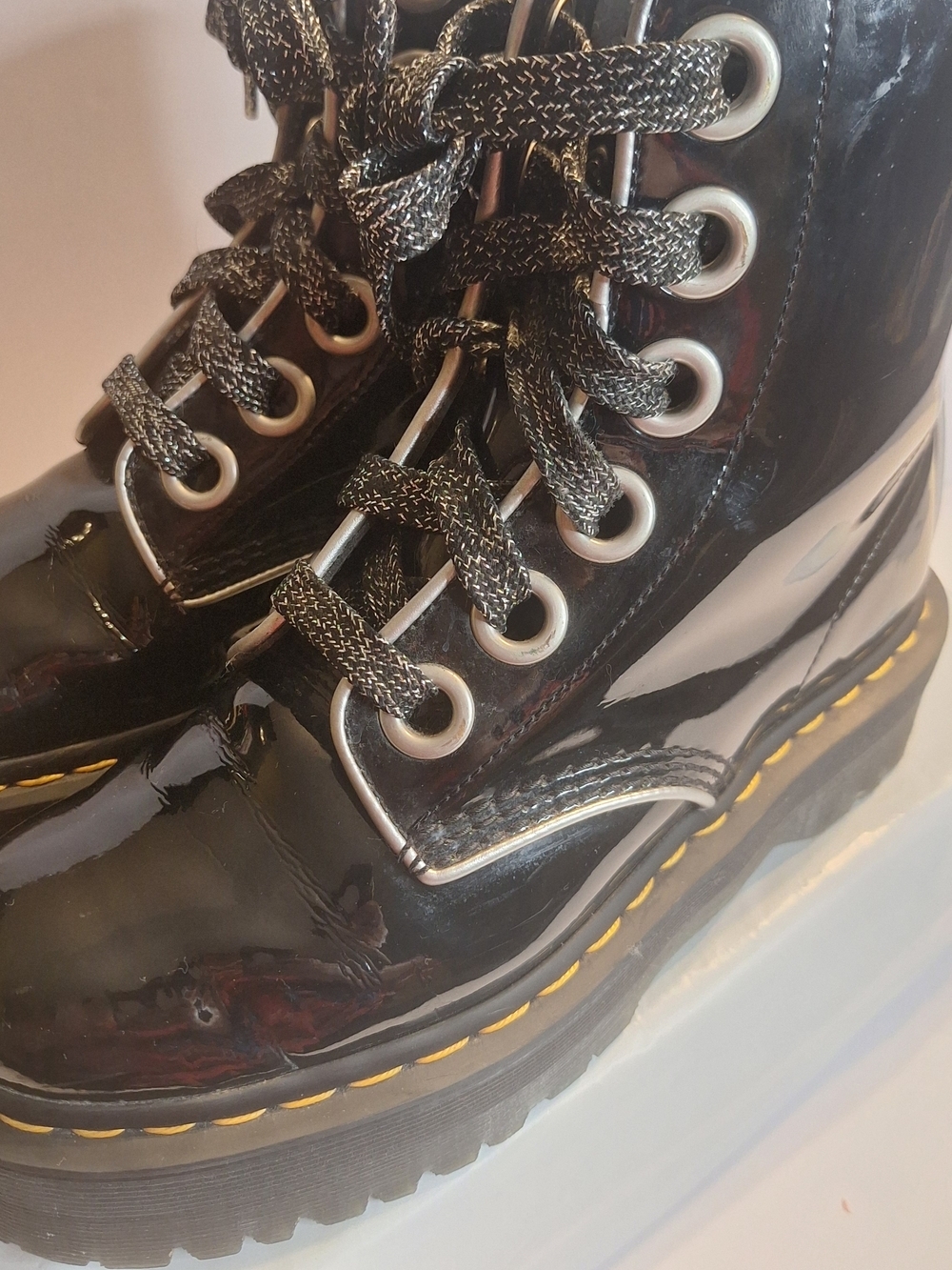 Dr. Martens Molly Black Patent Platform Women's Boots Slip Resistant. Size 7 - Picture 2 of 13